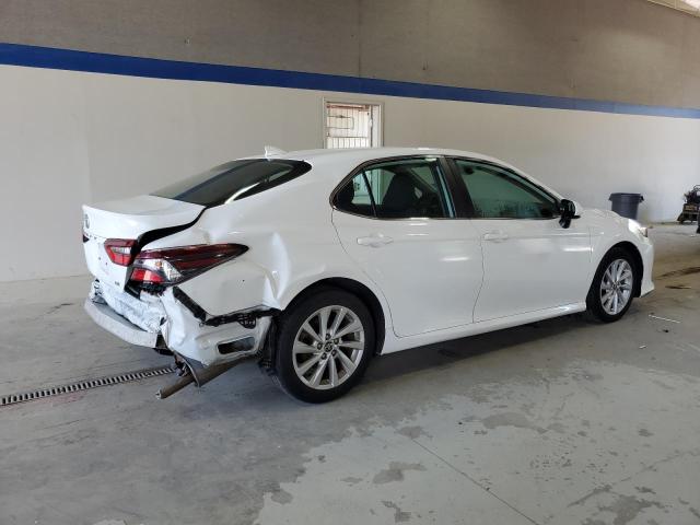 2021 TOYOTA CAMRY LE 4T1C11AK5MU457798