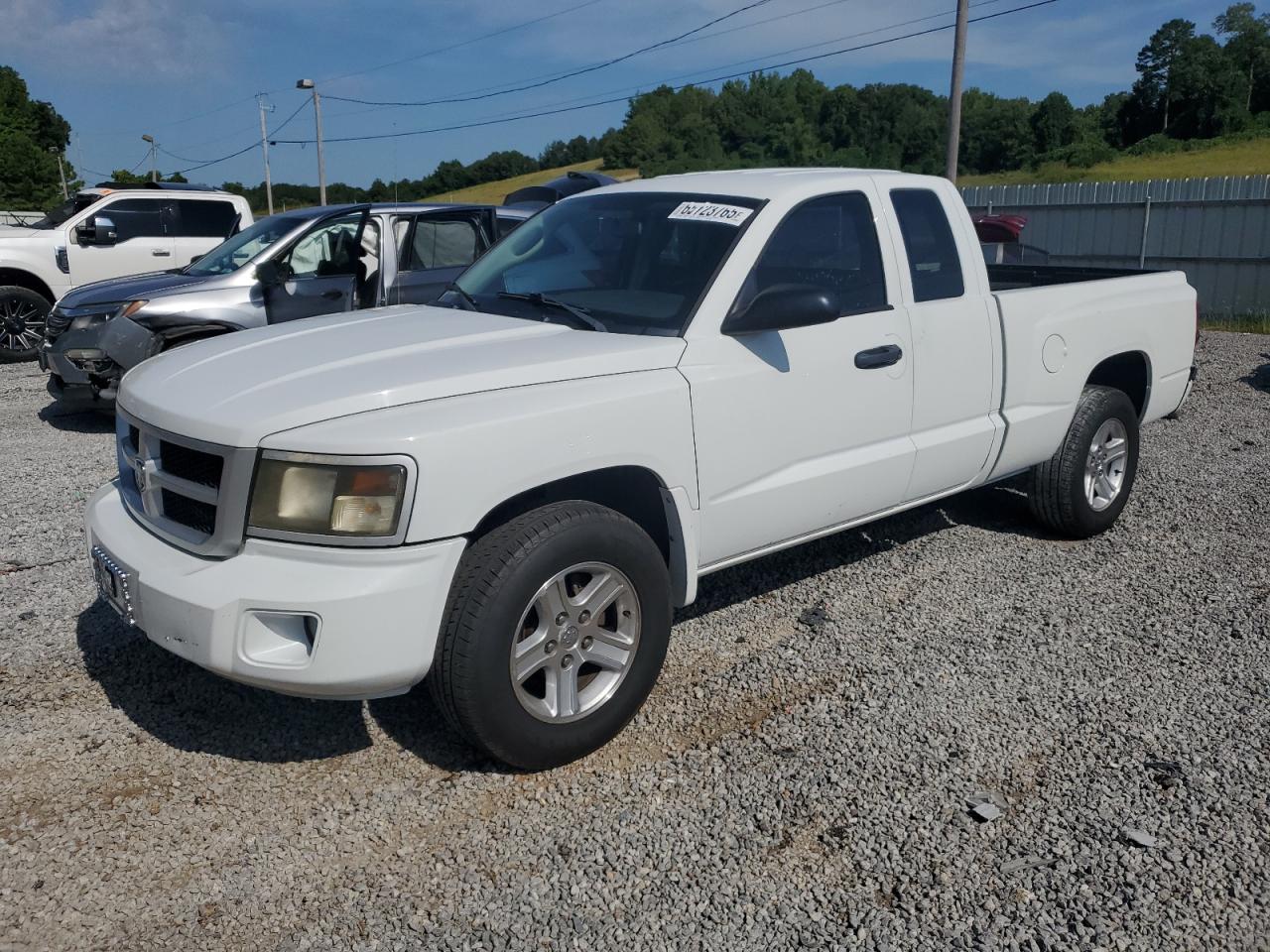 DODGE DAKOTA SLT
