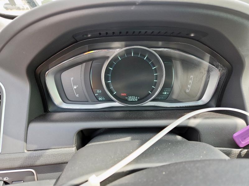2015 VOLVO XC60 T5 PR YV426MDB2F2604329