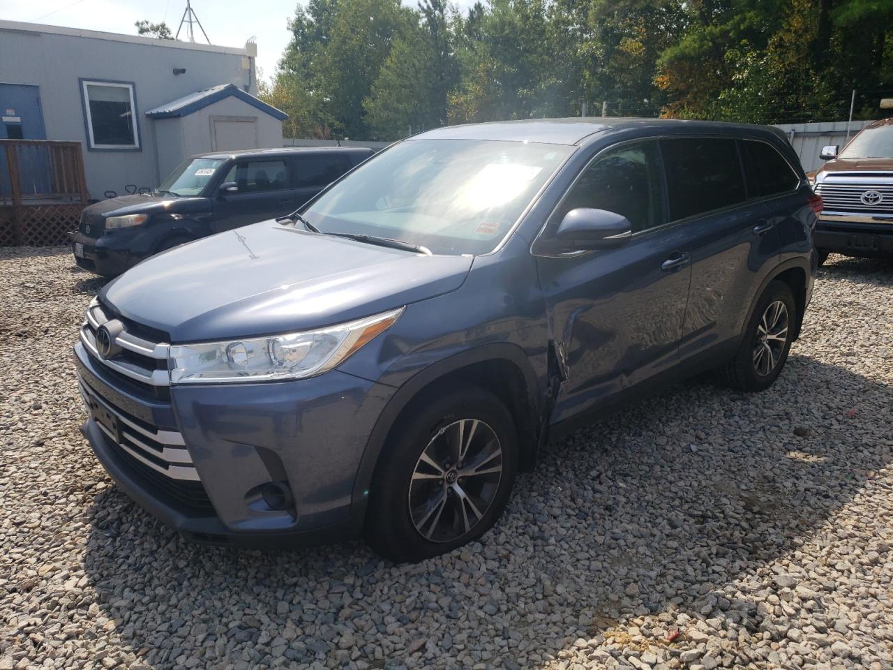 TOYOTA HIGHLANDER LE