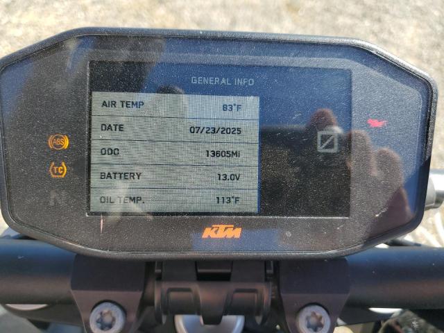 2017 KTM 1290 SUPER VBKV39403HM959424