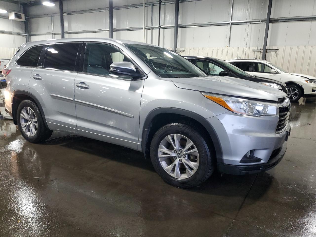 Toyota Highlander 2016