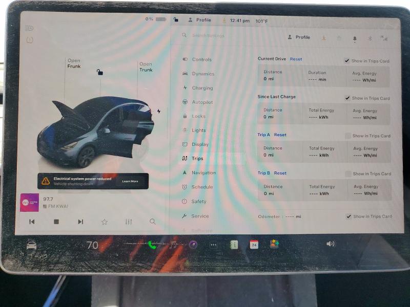 2024 TESLA MODEL Y 7SAYGDED2RA304558