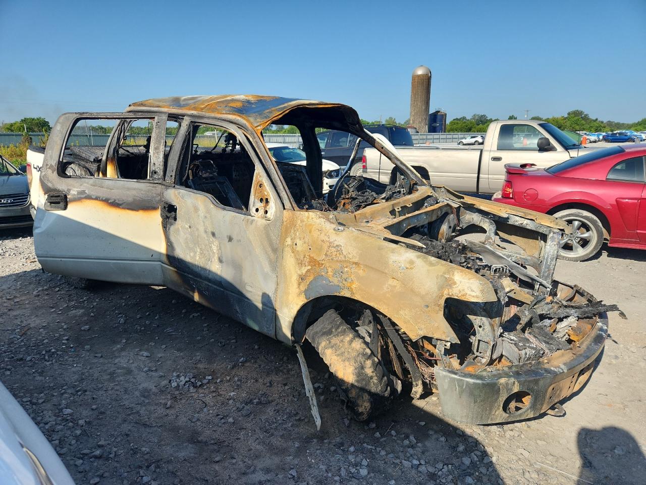 FORD F-150 SUPERCREW