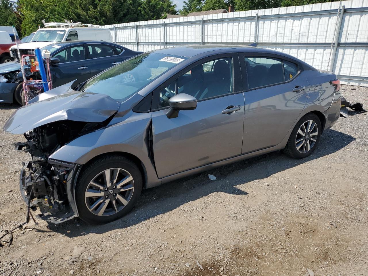 NISSAN VERSA SV