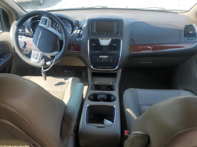 2013 CHRYSLER TOWN & COU - 2C4RC1CG4DR588574