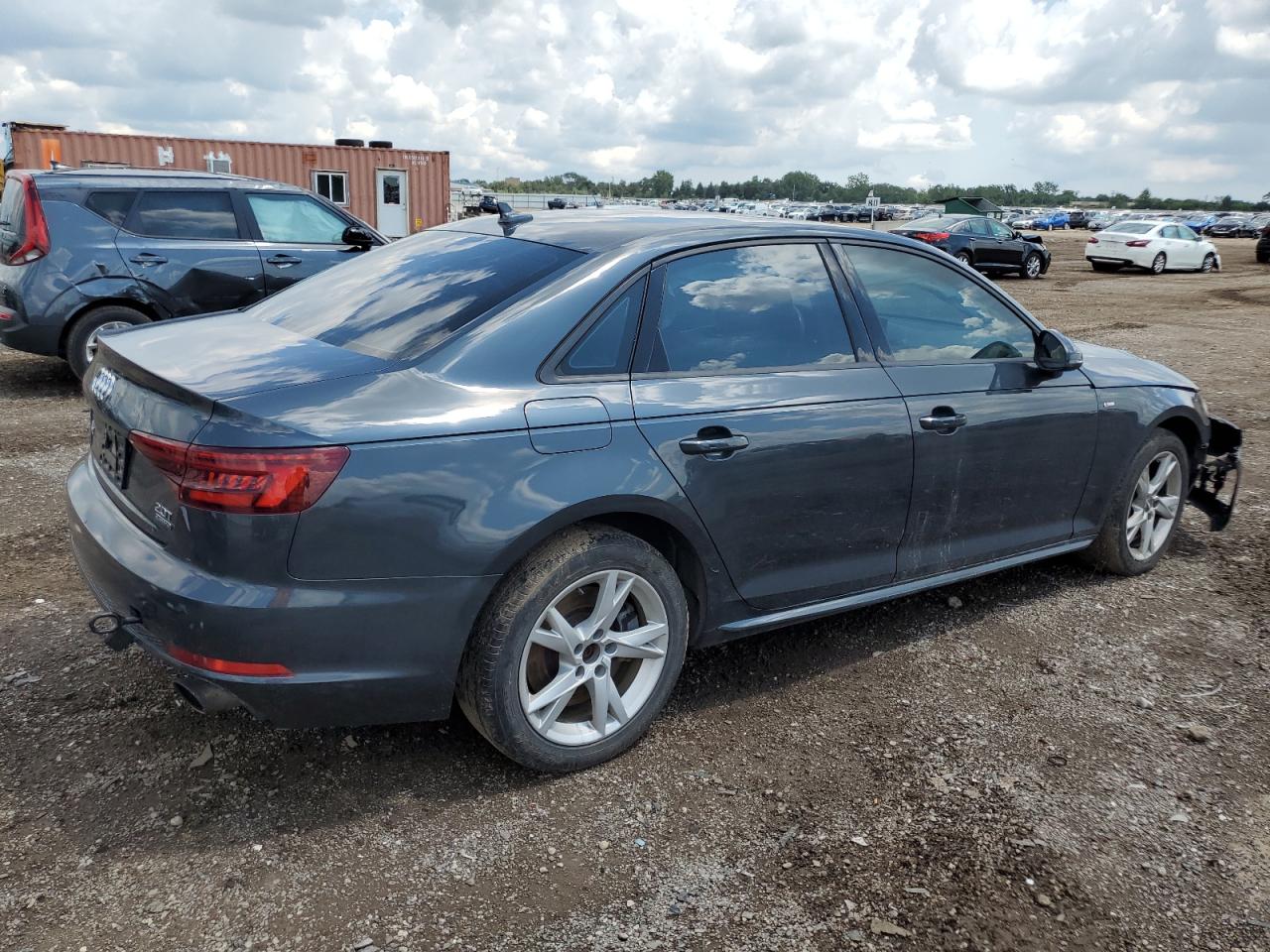 AUDI A4 PREMIUM