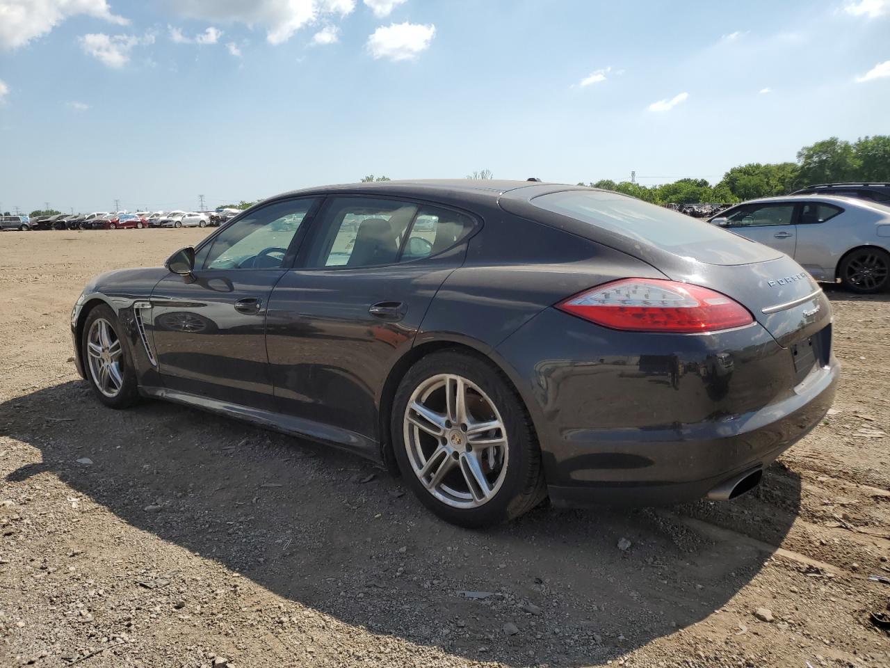 PORSCHE PANAMERA 2