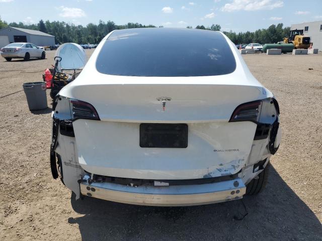 2022 TESLA MODEL Y 7SAYGDEE2NF564402