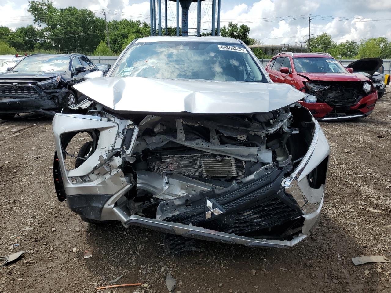 MITSUBISHI ECLIPSE SE