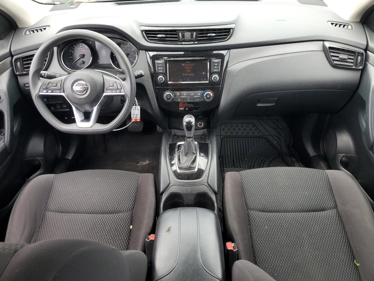 NISSAN ROGUE SPORT S