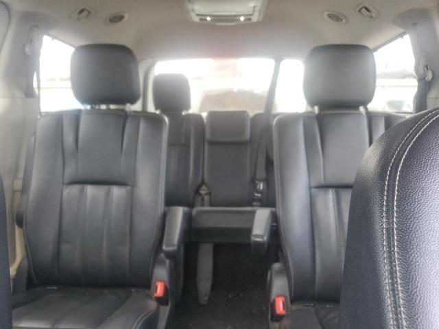 2016 CHRYSLER TOWN & COU 2C4RC1BG2GR199616