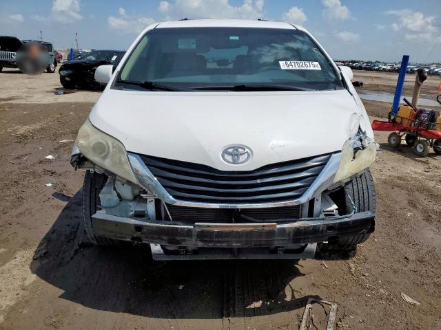 2011 TOYOTA SIENNA LE - 5TDKK3DC7BS174124