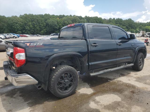 2017 TOYOTA TUNDRA CREWMAX SR5 5TFEW5F1XHX217236