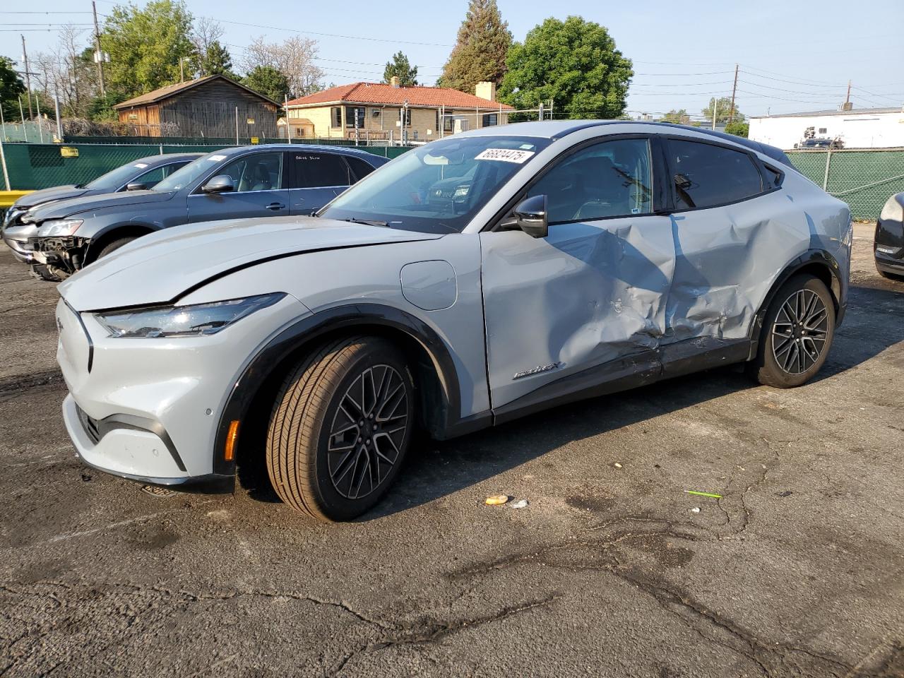 FORD MUSTANG PREMIUM