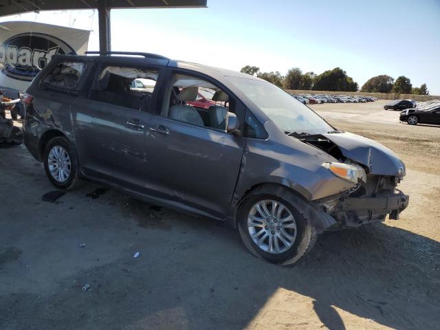 2016 TOYOTA SIENNA XLE - 5TDYK3DC3GS720712