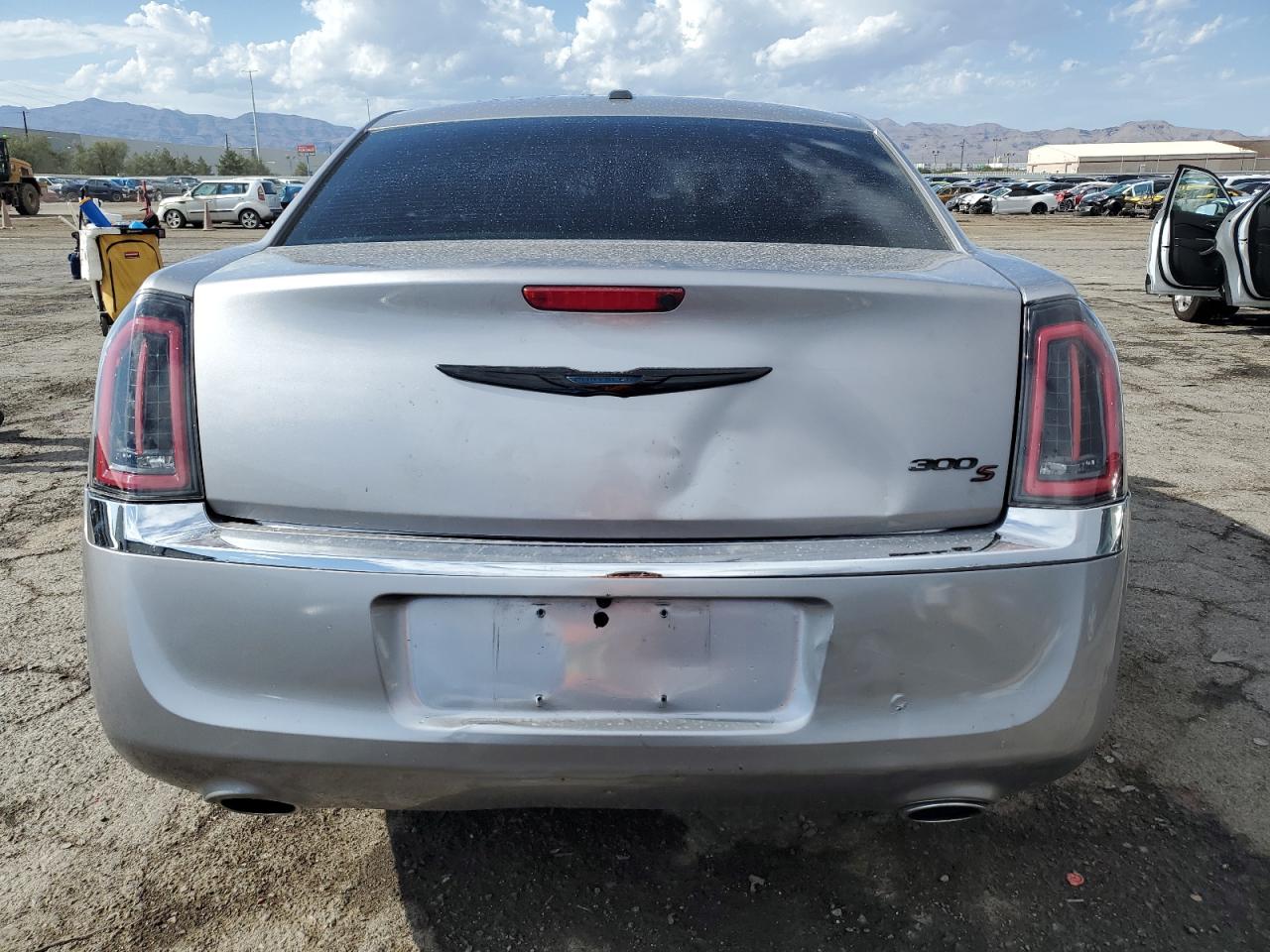 CHRYSLER 300