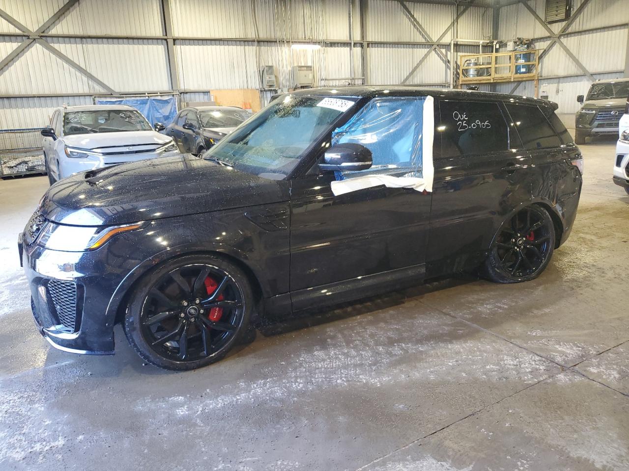 LAND ROVER RANGE ROVER SVR