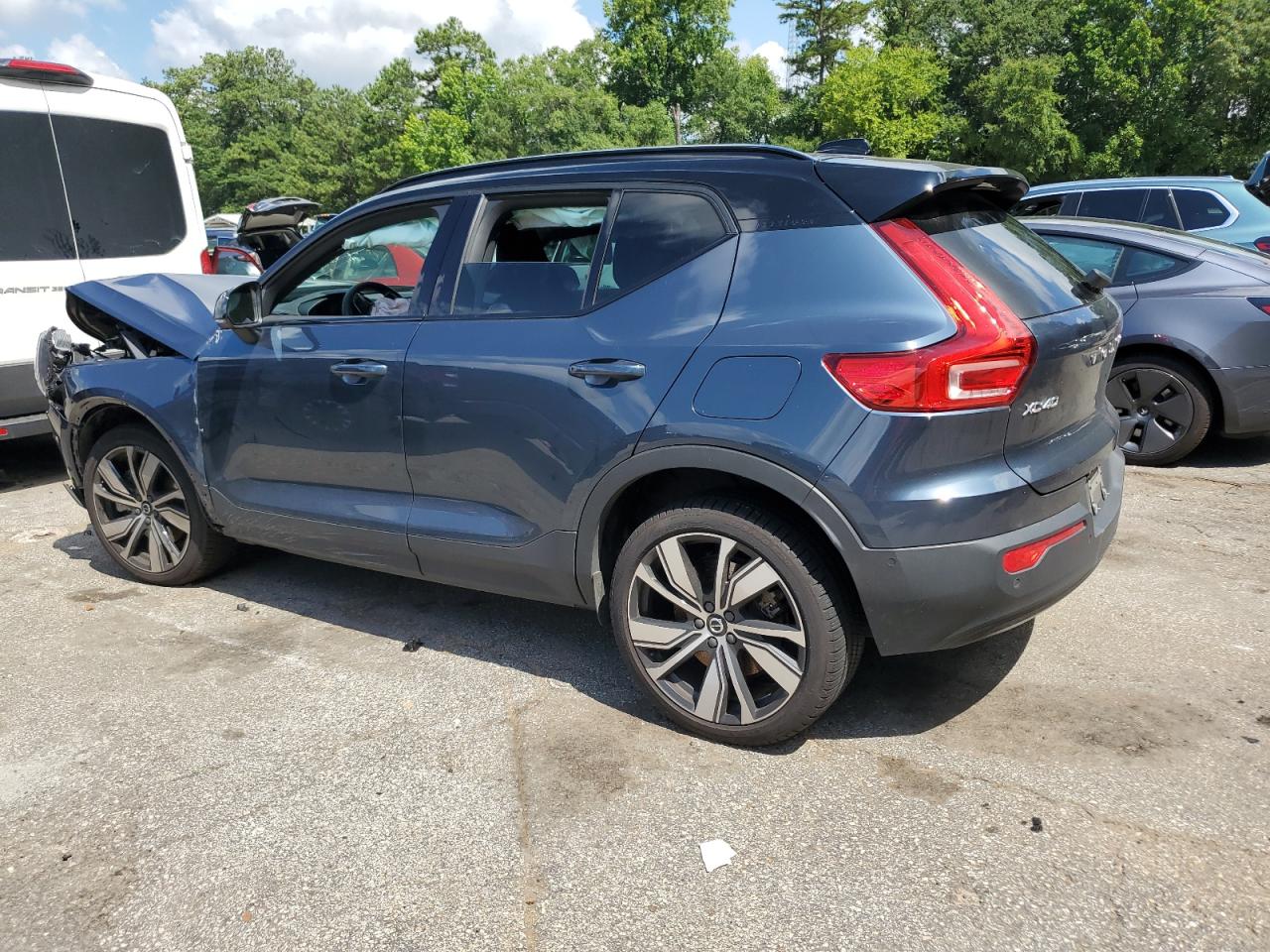 VOLVO XC40 P8 RECHARGE PLUS