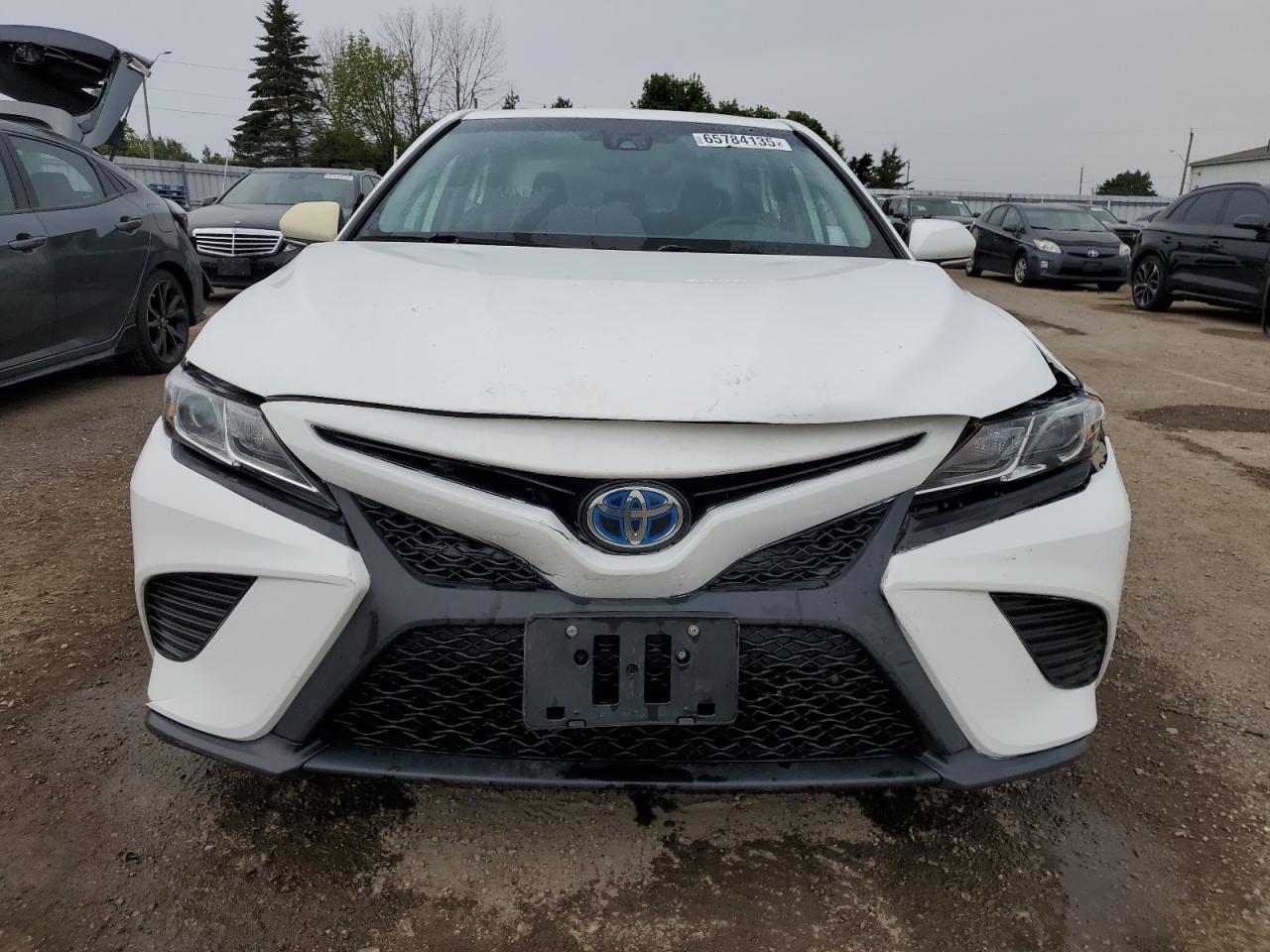 TOYOTA CAMRY XLE