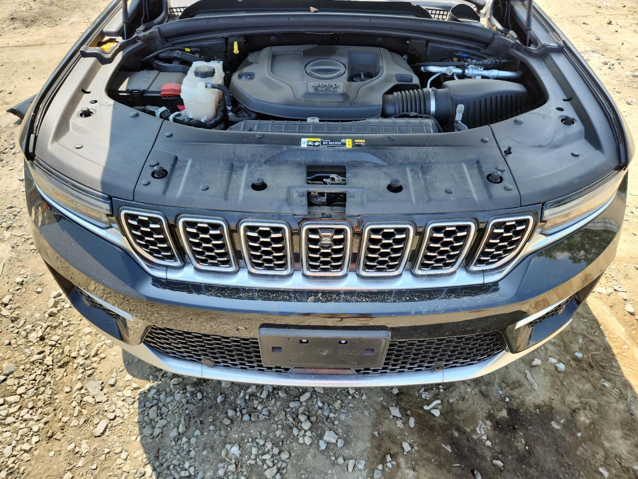 JEEP GRAND CHEROKEE SUMMIT