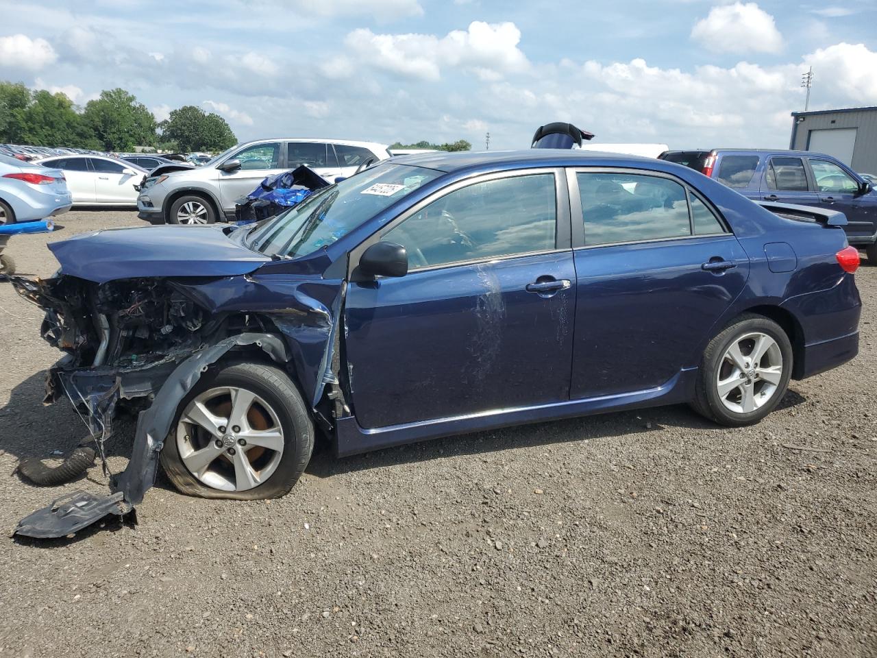 TOYOTA COROLLA BASE
