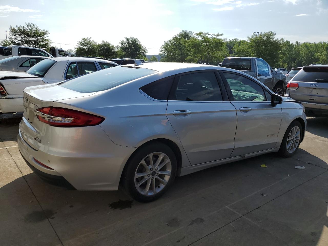 FORD FUSION SE
