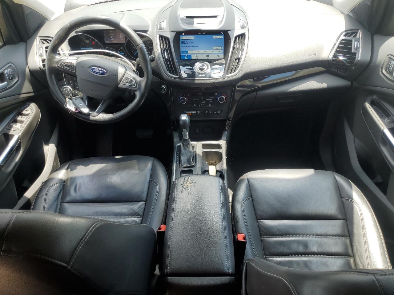 FORD ESCAPE TITANIUM