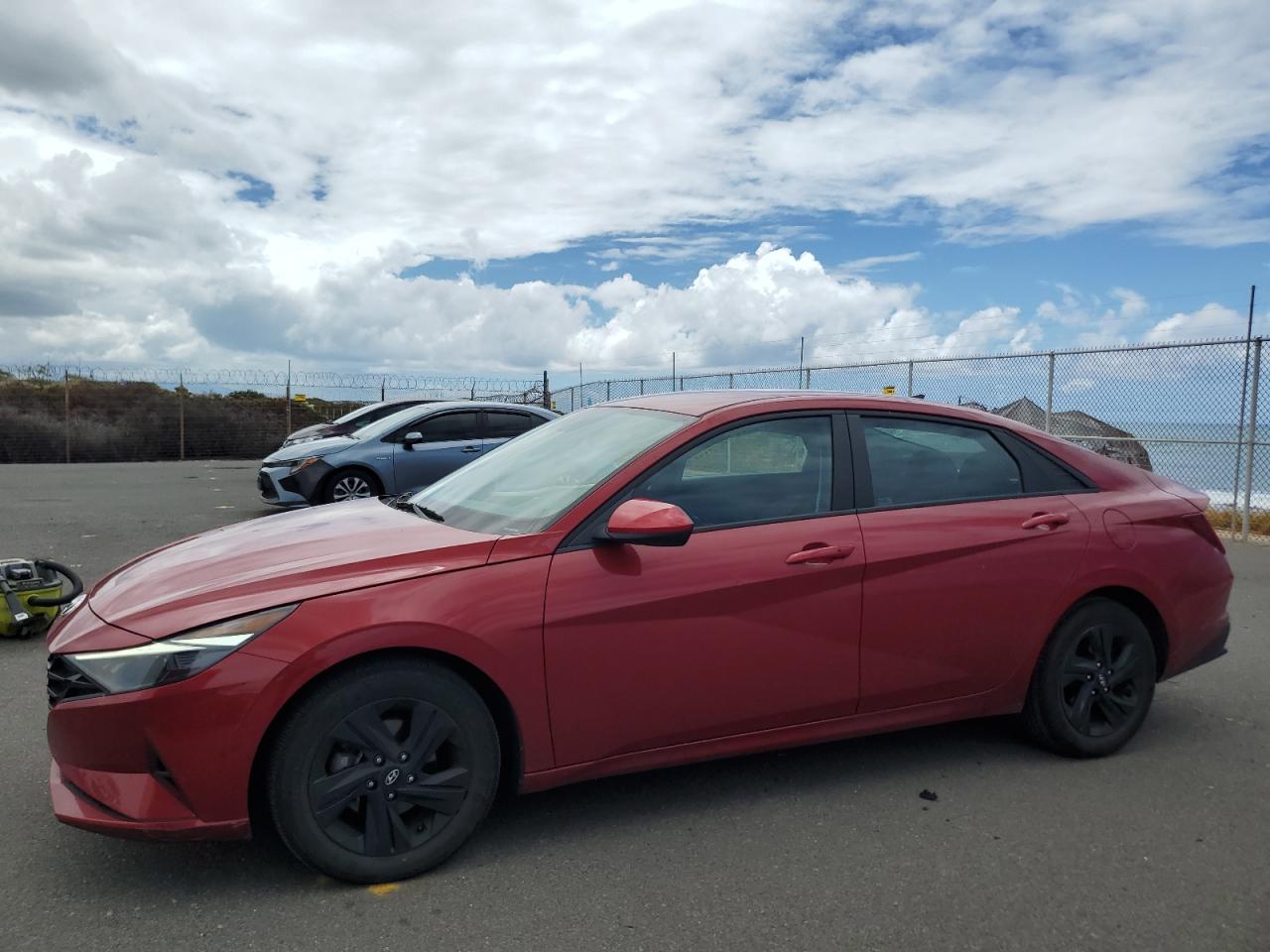 HYUNDAI ELANTRA BLUE