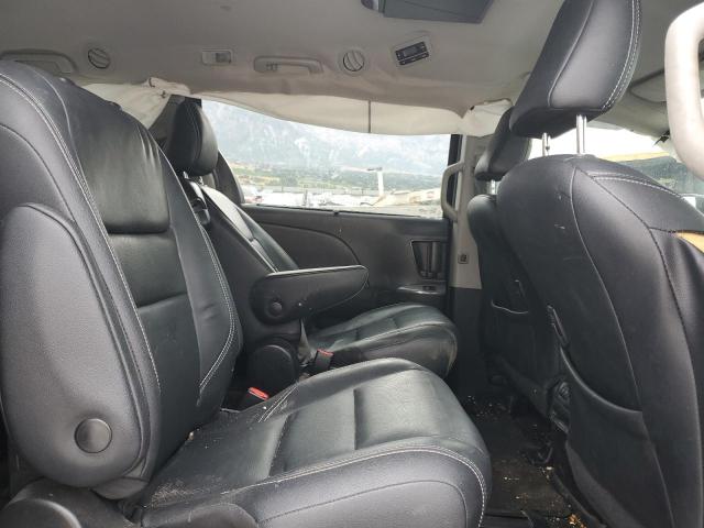 2018 TOYOTA SIENNA SE 5TDXZ3DCXJS954103