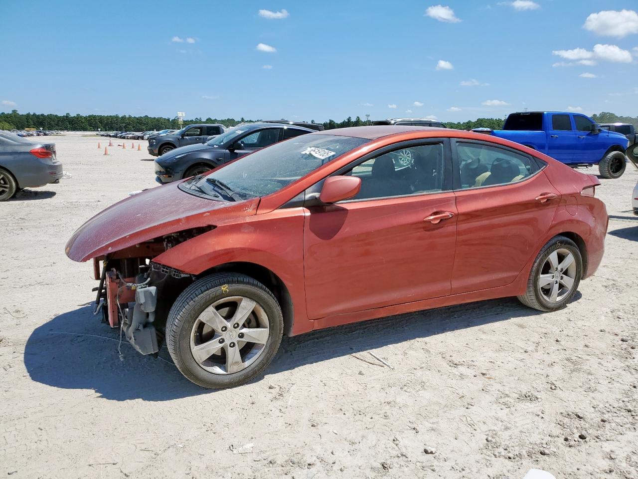 HYUNDAI ELANTRA GLS