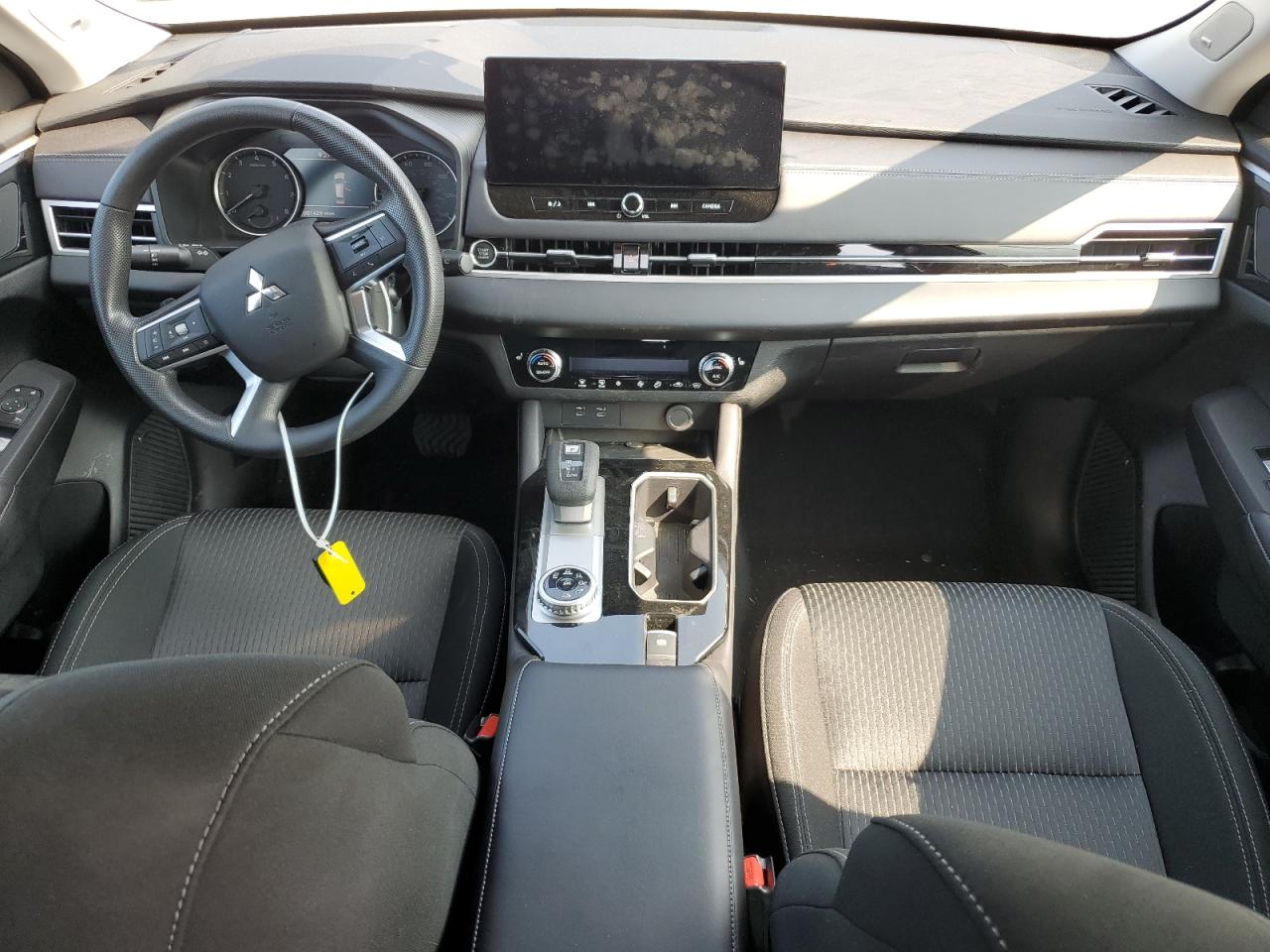 MITSUBISHI OUTLANDER ES