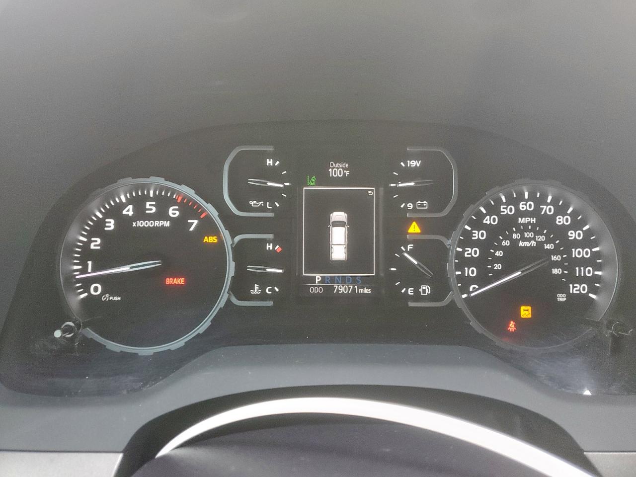 TOYOTA TUNDRA DOUBLE CAB SR