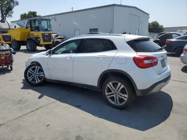2019 MERCEDES-BENZ GLA 250 4M - WDCTG4GB3KJ583002