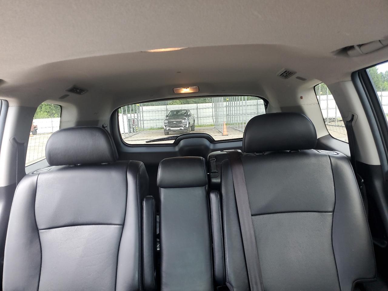 TOYOTA HIGHLANDER LIMITED