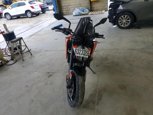 2024 KTM 790 DUKE LCETU7404RH710408