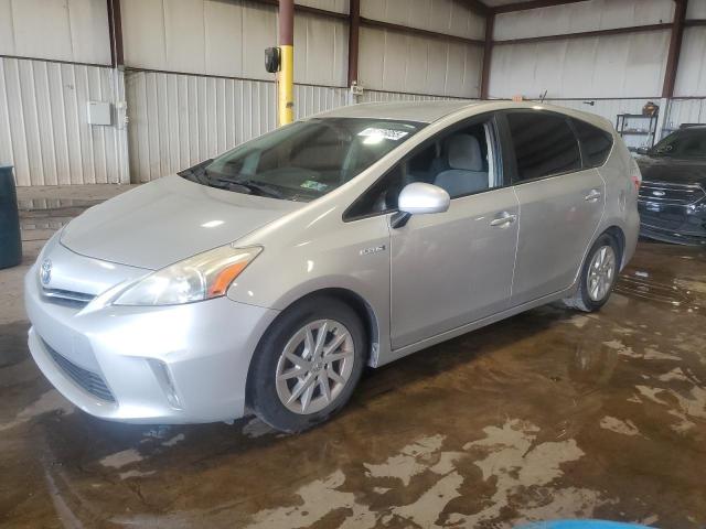 TOYOTA PRIUS V