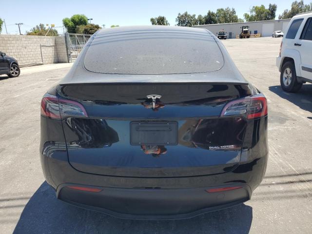 2025 TESLA MODEL Y 7SAYGDEF8SF238706