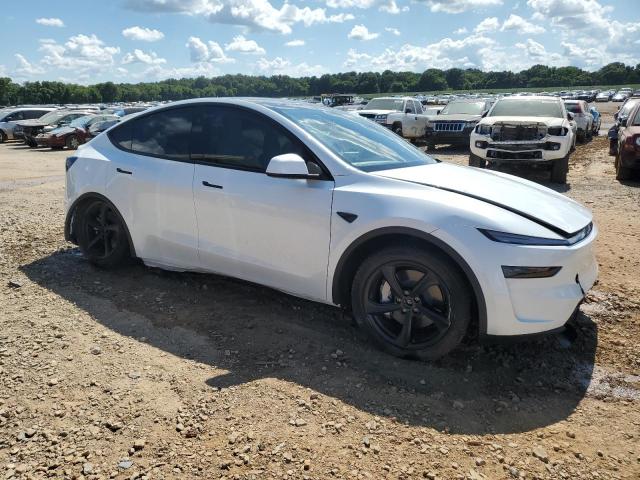 2026 TESLA MODEL Y 7SAYGDEE6TA399545