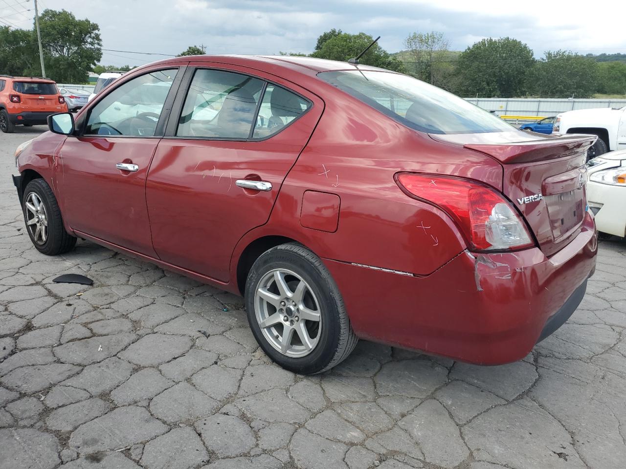 Lot #3311653264 2016 NISSAN VERSA S