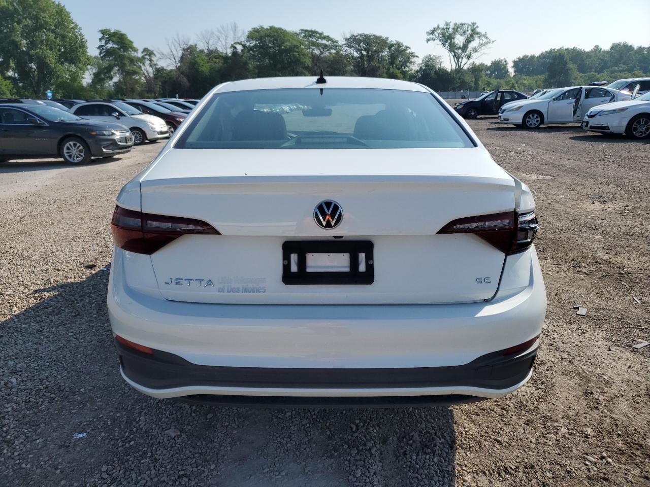 VOLKSWAGEN JETTA SE