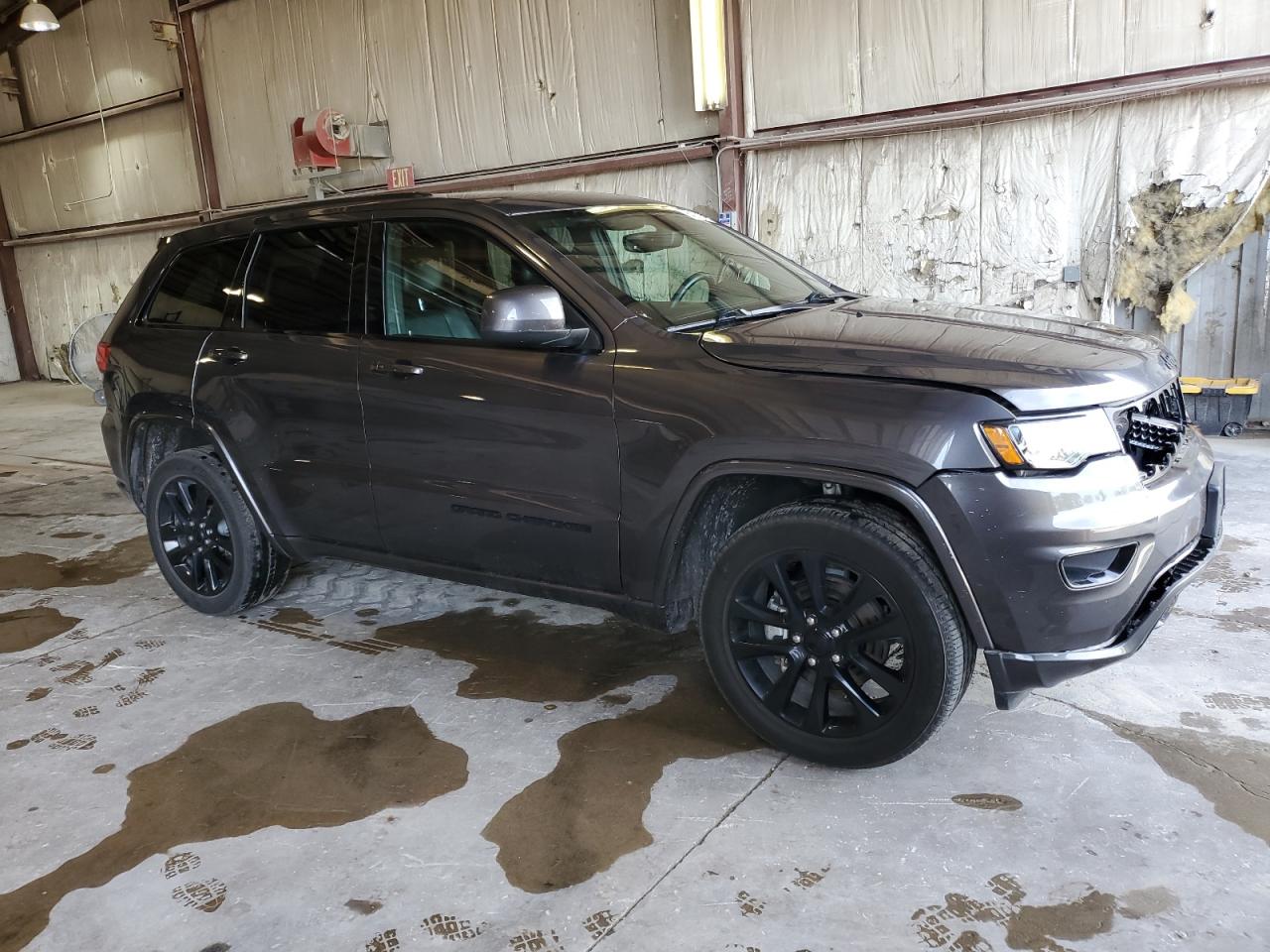 JEEP GRAND CHEROKEE LAREDO