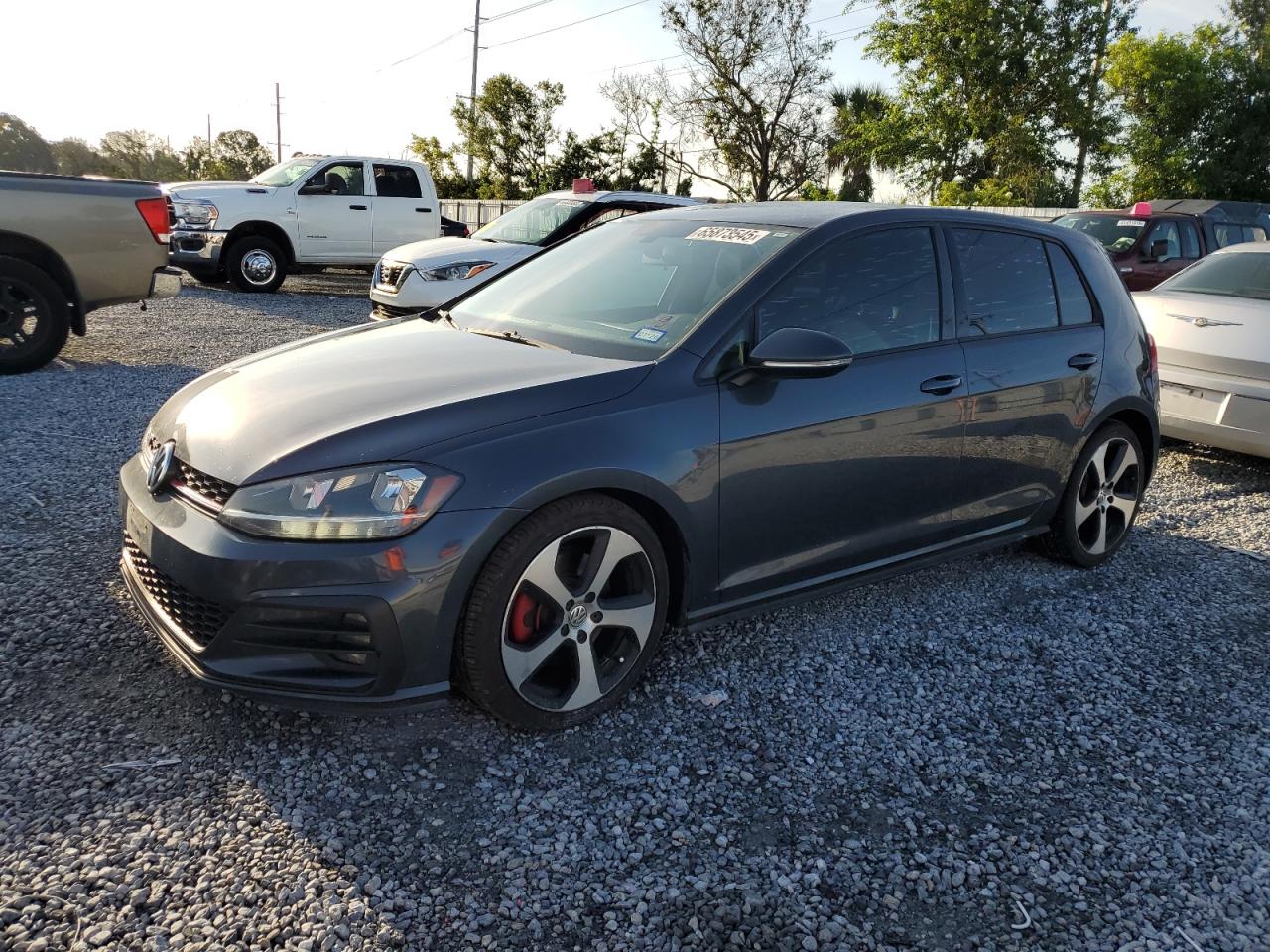 VOLKSWAGEN GOLF GTI S/SE
