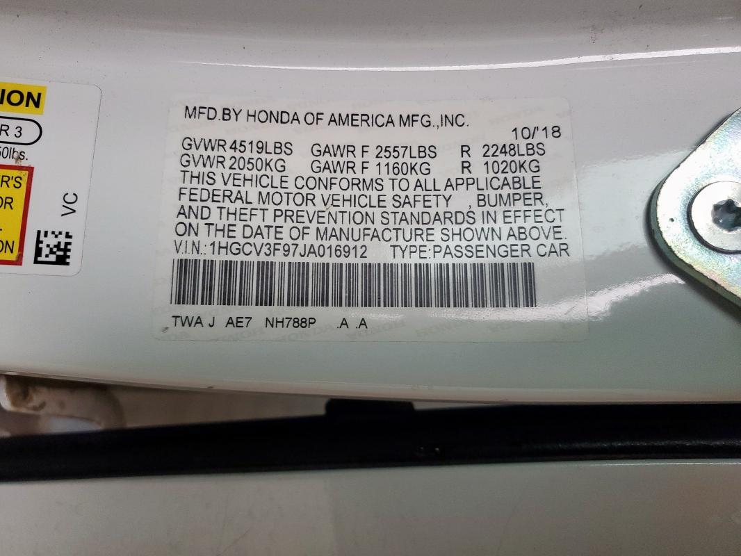2018 HONDA ACCORD TOU - 1HGCV3F97JA016912