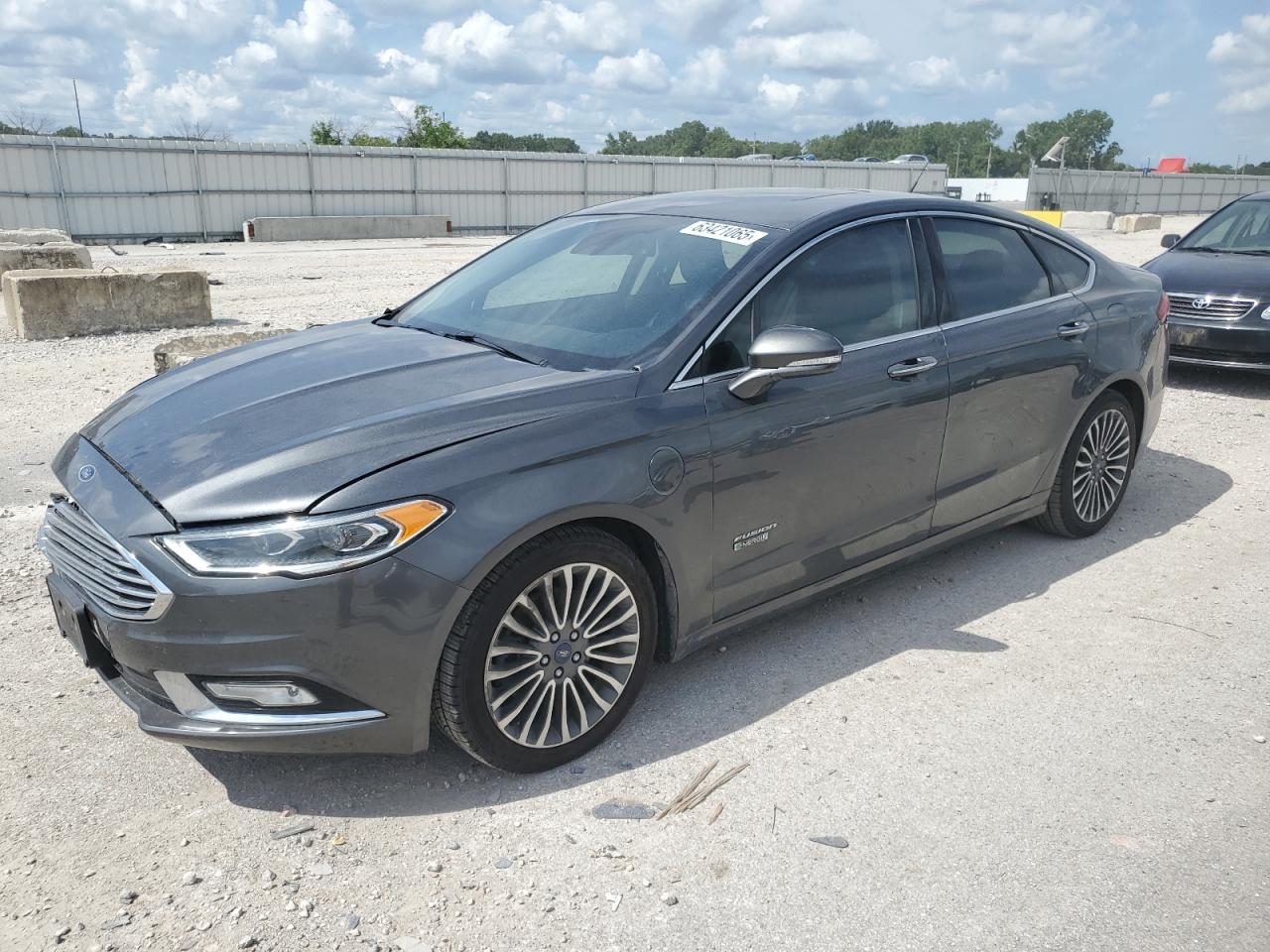 FORD FUSION TITANIUM PHEV