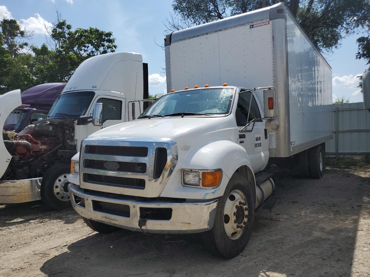 FORD F650 SUPER DUTY