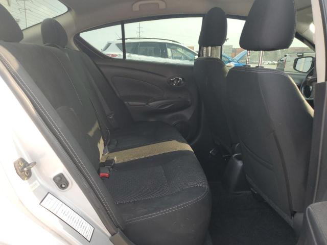 2018 NISSAN VERSA S 3N1CN7AP1JL860306