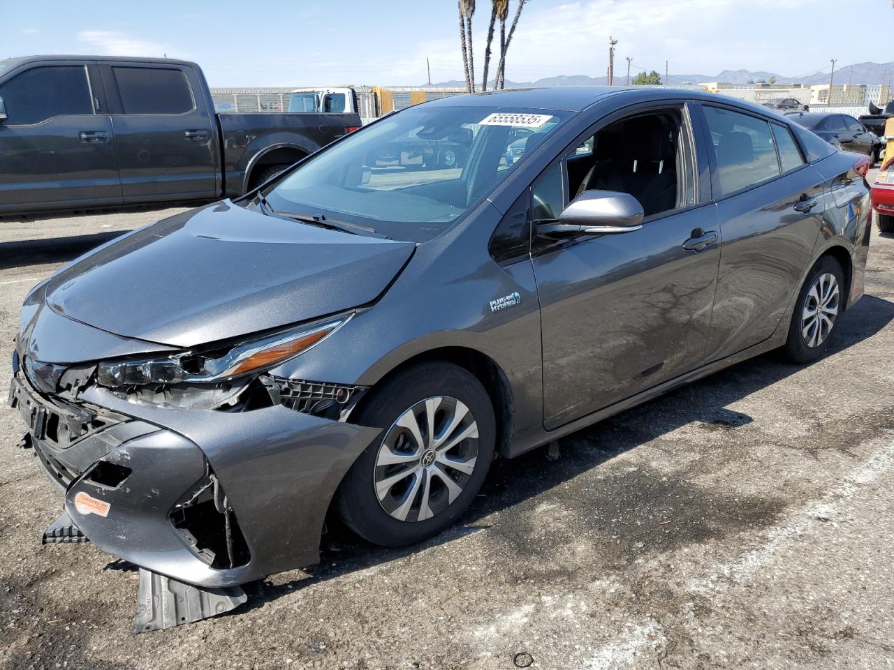 TOYOTA PRIUS PRIME LE