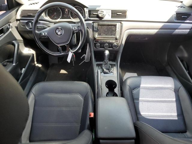 2017 VOLKSWAGEN PASSAT R-L 1VWDT7A39HC039946