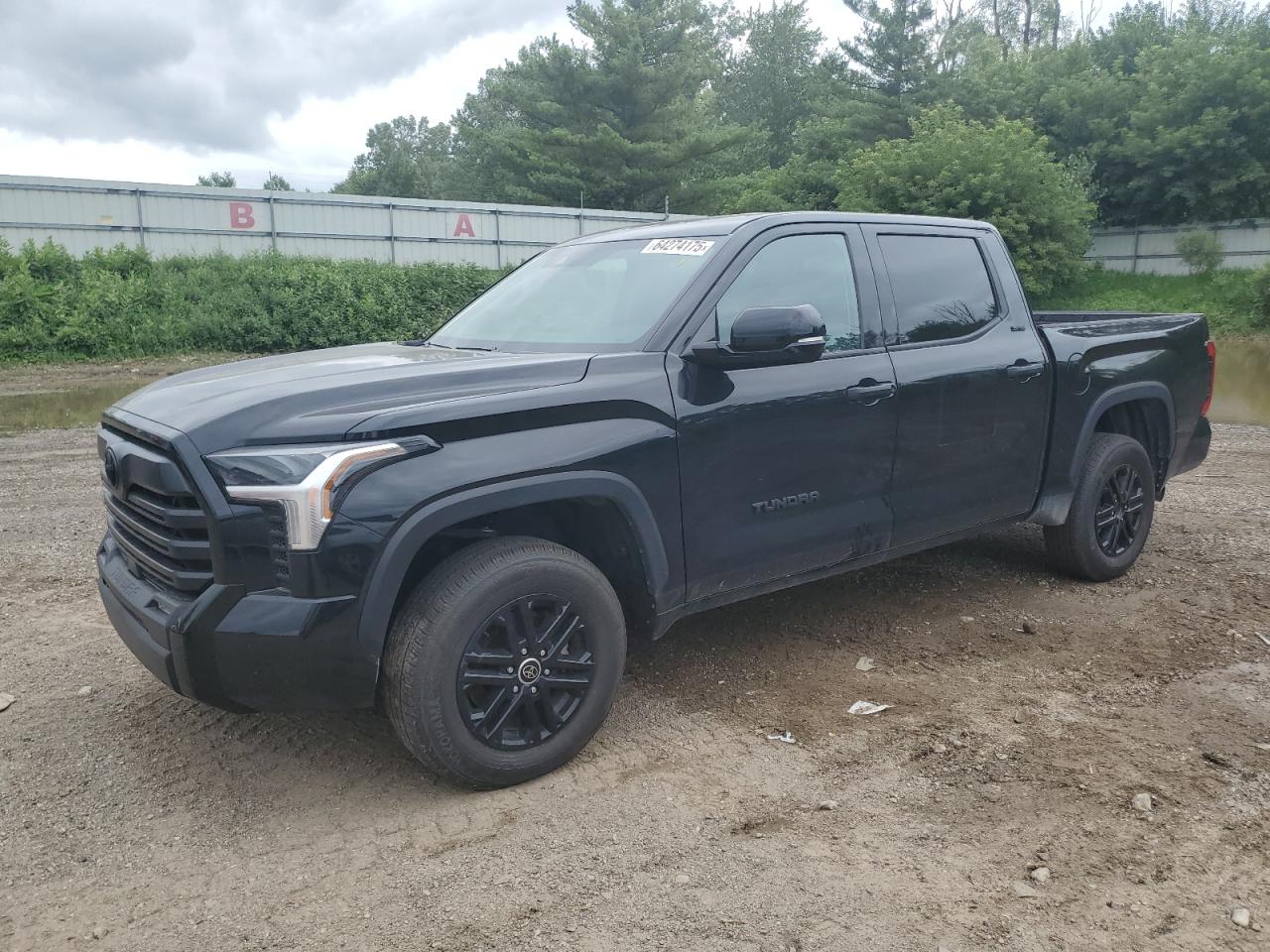 TOYOTA TUNDRA CREWMAX SR